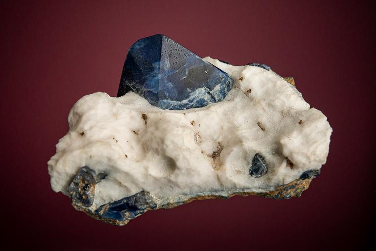 BENITOITE